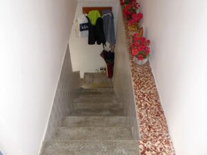 habitable village house in Cornellana for sale