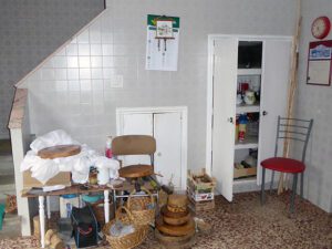 habitable village house in Cornellana for sale