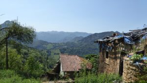 ruin to reform in Proaza, rural apartment project