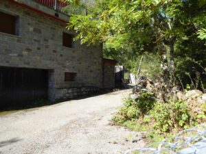 stone house to restore in Somiedo