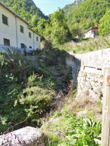stone house to restore in Somiedo