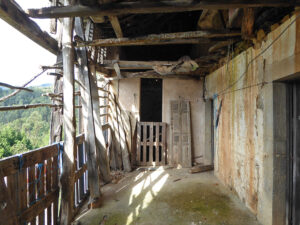 historical old house to restore in Asturias