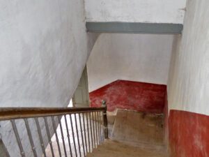 large stone house to renovate near Pravia