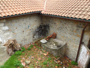 rural village house for sale in Grado