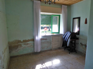 finca with buildable land for sale by the coast