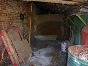 finca with buildable land for sale by the coast