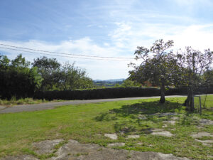 finca with buildable land for sale by the coast