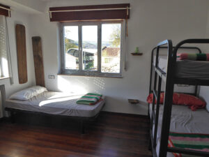 Camino de Santiago albergue for sale in La Espina, Asturias
