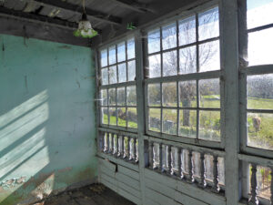 farmhouse with land for sale in Grado