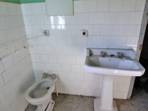 farmhouse with land for sale in Grado