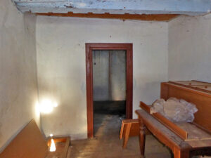 rural house with land to restore in Asturias