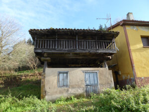 rural property for sale in Candamo