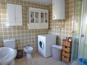 coastal village house to restore in asturias