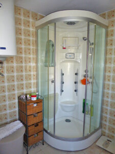 coastal village house to restore in asturias