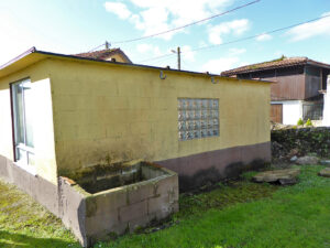 coastal village house to restore in asturias