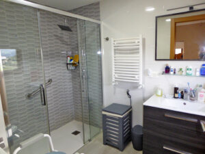 Casa with land for sale in Asturias