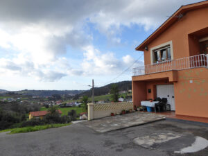 Casa with land for sale in Asturias